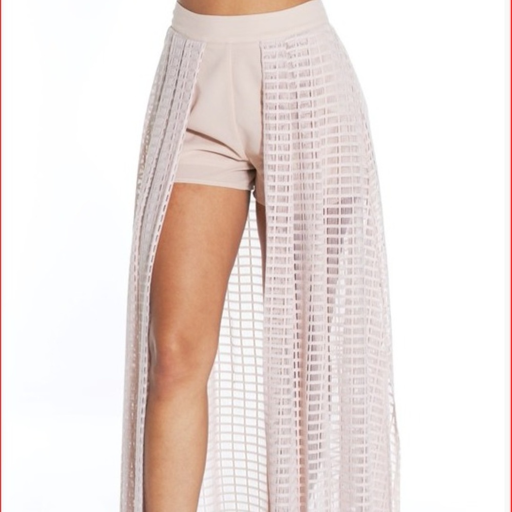 Chiffon Grid Lace Maxi Shorts